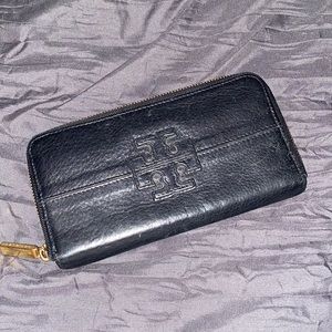 Black Tory Burch wallet